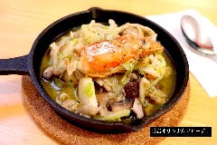 創作ダイニング HA‐LY爬竜船／ハーリー_【￥4,990コース３時間飲み放題付き（税込み￥5,489）】生ビール付き
