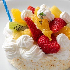 記念日プランでは、2名様につき1つ、ホールケーキをご用意!