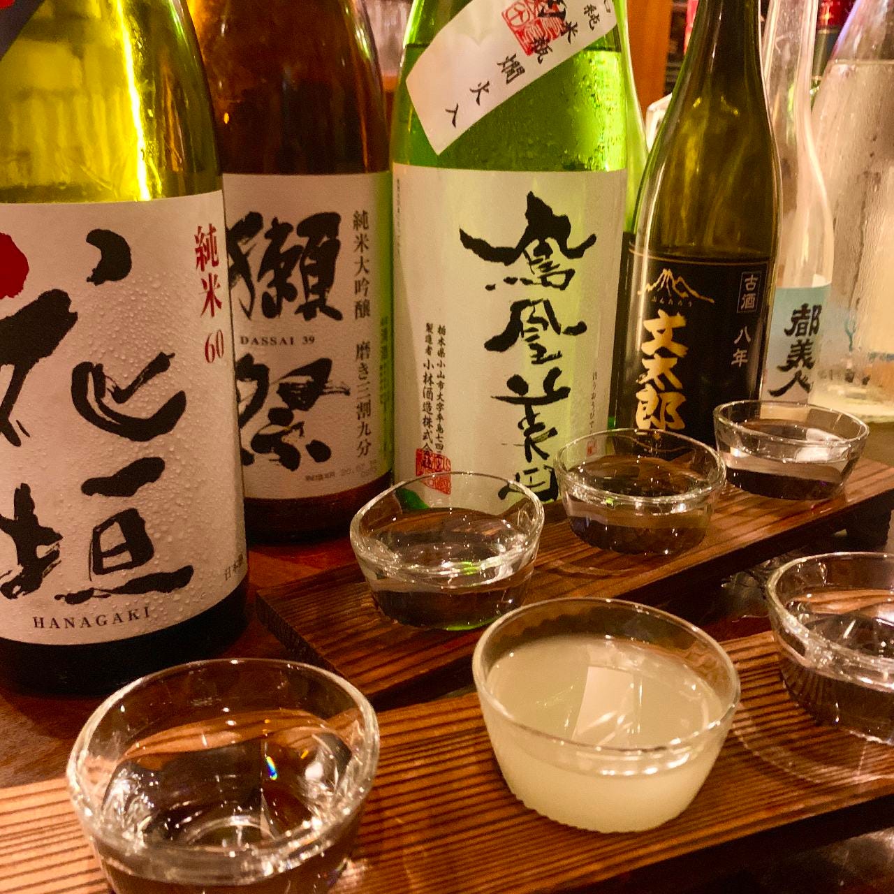 お好きな日本酒３種を楽しめるちょい飲み利き酒セットもあります