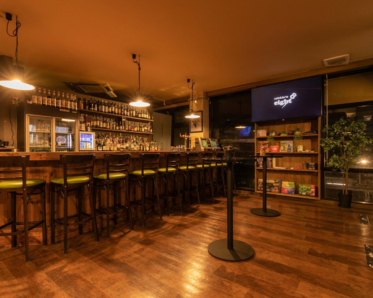 cafe＆darts eight8
