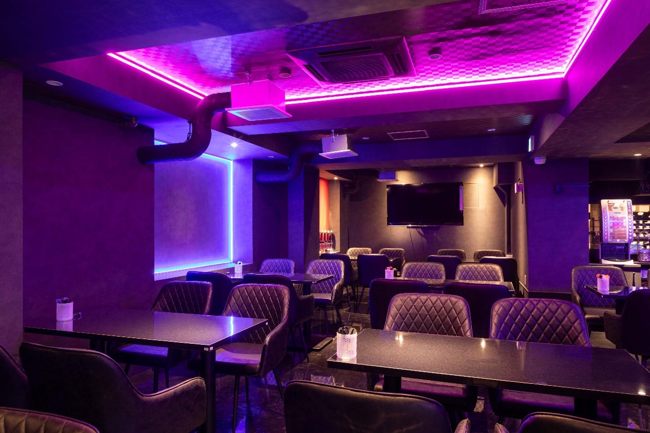 シーシャ＆バー C．STAND DARTS＋ 渋谷センター街2号店（渋谷/バー