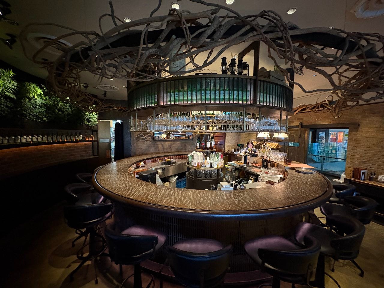 SCeNT HOUSE DEN Marunouchi 席 - 楽天ぐるなび