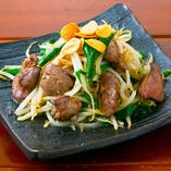 「焼き鳥屋の塩レバニラ」