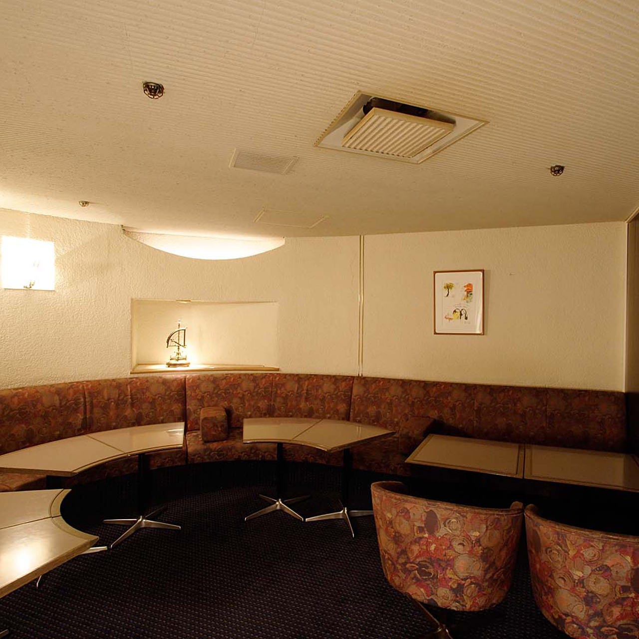 大阪新阪急ホテル パブ ラウンジ ビーツ 梅田 大阪駅 ダイニングバー ぐるなび