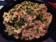 開国丼　味噌汁付 Bowl of rice with beef  and eggs with miso-soup