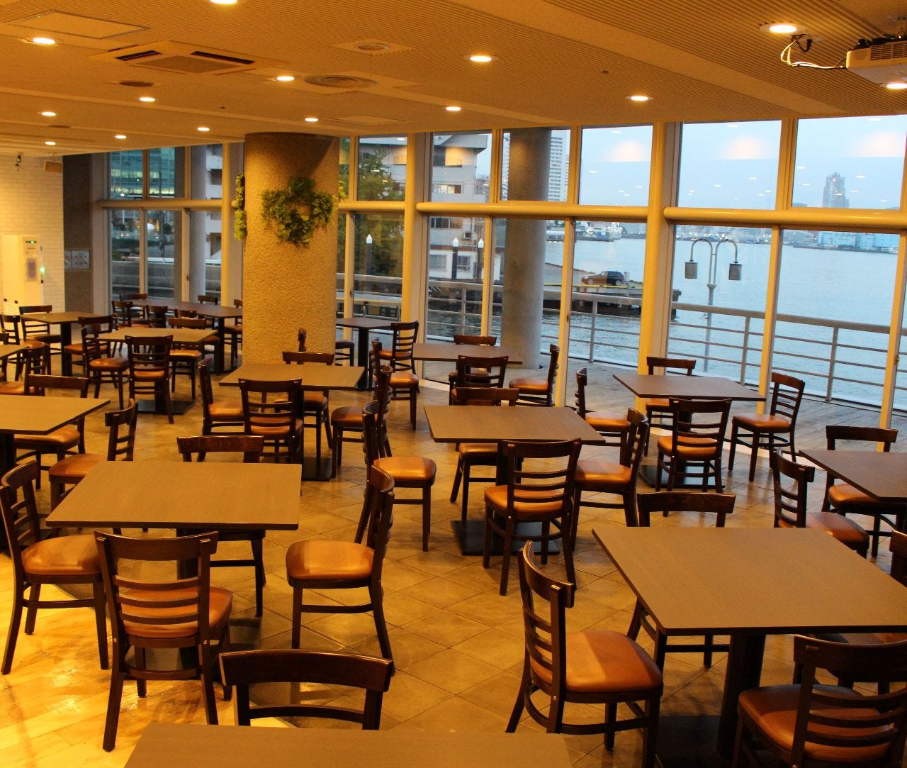 湾岸食堂 波止場 芝浦 居酒屋 ぐるなび