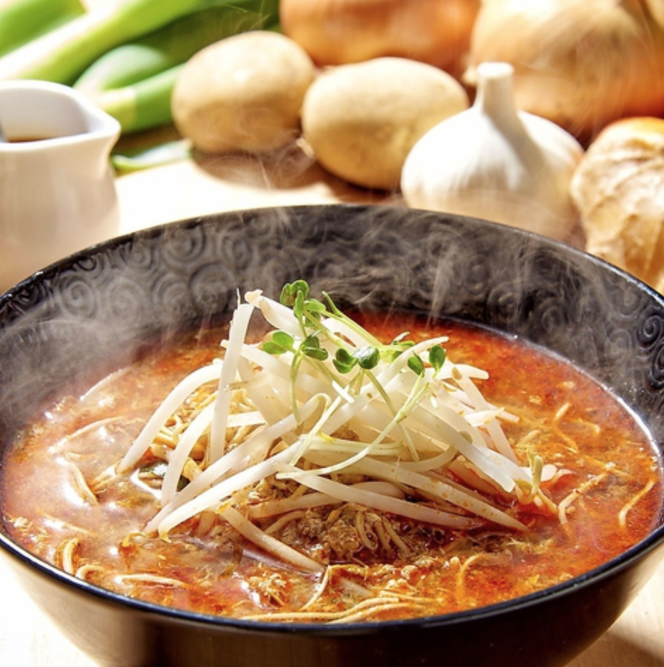 元祖トマトラーメンと辛麺 三味（333） モラージュ佐賀店（佐賀市