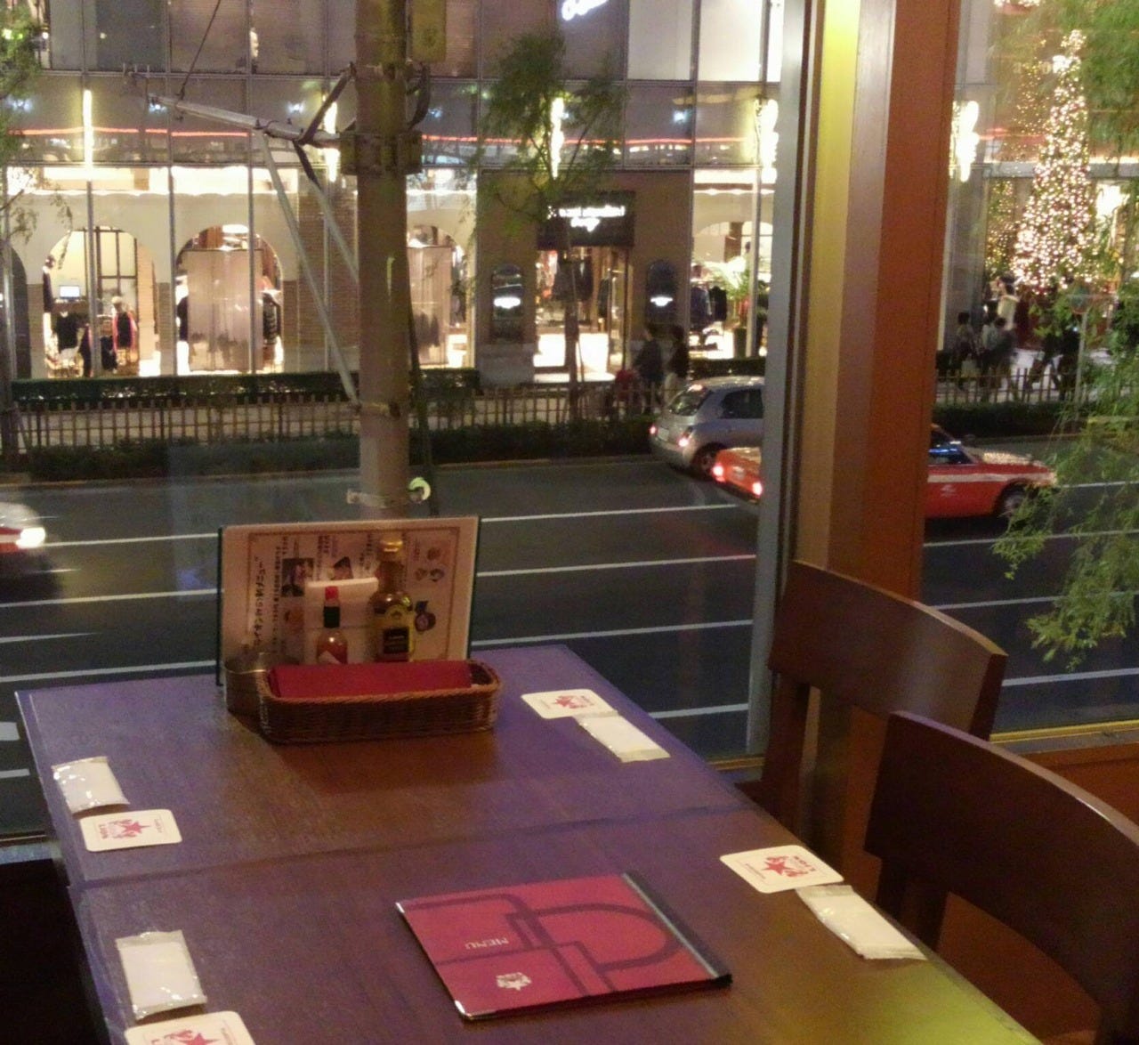 銀座ライオン 銀座インズ店 銀座 ビアホール ぐるなび