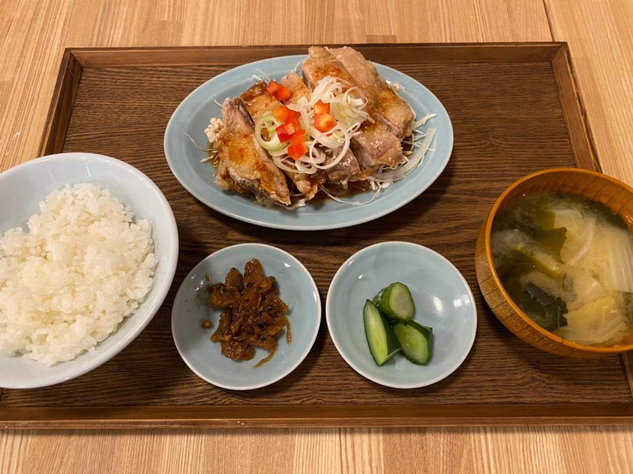 大衆酒場 諸星の油淋鶏定食