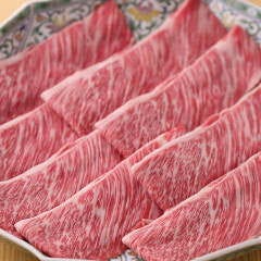しゃぶしゃぶは自家製の特製ポン酢でご堪能ください
