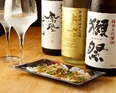 Tokyo Rice Wine ܃v[UX ʐ^1
