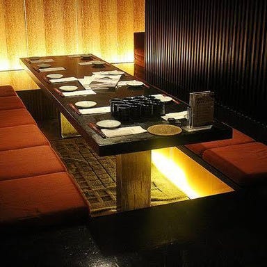 個室居酒屋 燈 ‐あかり‐ 柏本店_木の温もりを感じる落ち着いた雰囲気の和個室