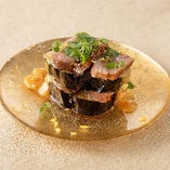 合鴨ローストと米茄子田楽　柚子と京都白味噌のソース