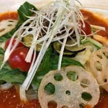 “食材”
旬のお野菜を使用した季節限定メニューございます