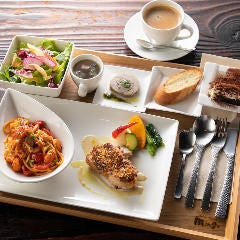 ランチプレートは数量限定。なくなり次第終了です。