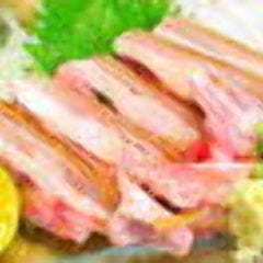 沖縄料理と海鮮居酒屋 平家亭 那覇松山_ヒージャー(やぎ)刺身