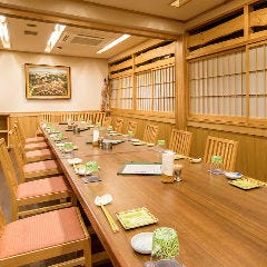 沖縄料理と海鮮居酒屋 平家亭 那覇松山_個室:【2階】弁慶の間（12名樣迄）牛若の間（10名様迄）最大26名様迄対応可能（TV完備）