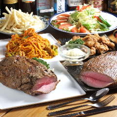2種類のお肉がメインのコースです！ローストビーフは食べ放題