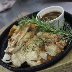 POTBELLY 中川_名物！グリルチキン