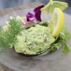 POTBELLY 中川_アボカドとマグロのタルタルわさび