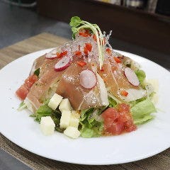 POTBELLY 中川_生ハムとモッツァレラのイタリアンサラダ