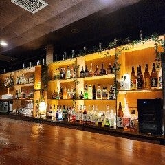 POTBELLY 中川_深夜１１時より照明がランプの明かりに・・・お一人様ＯＫ☆
