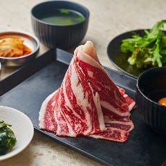 人気ナンバーワン！ボリューム満点の黄金カルビ定食