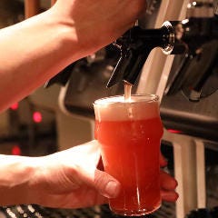 月ごとにラインナップが変わるクラフトビールは期間限定商品も!