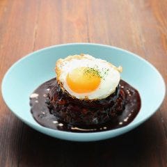 デミグラスソースたっぷりのハワイアンロコモコ！