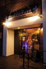 DRAGON CAFE R` ʐ^1