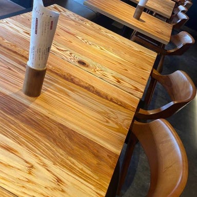 薩摩おでんと炉端焼 つむぎ_窓際のテーブル