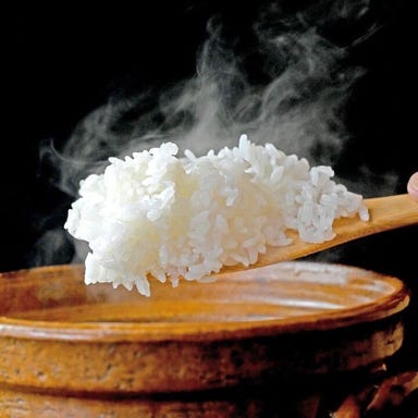 薩摩おでんと炉端焼 つむぎ_土鍋で炊き上げた特A米の銀シャリ