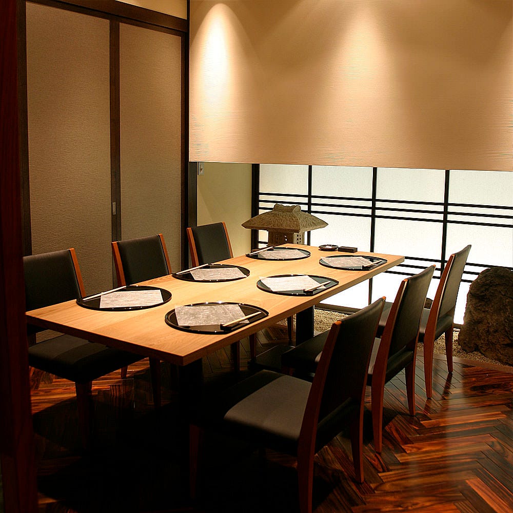 和食個室 うおまん 西梅田本店 個室の本格和食 会席