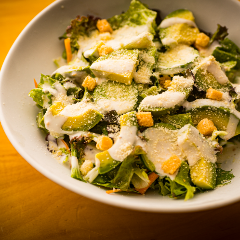 アボカドのシーザーサラダ