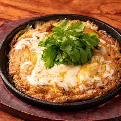 27.カイジャオ(タイ式鉄鍋チーズオムレツ)