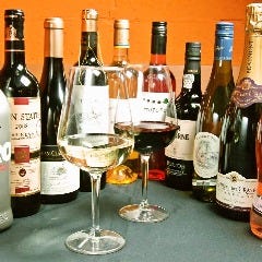 自慢の飲み放題は50種を超す多彩で豊富なラインナップ!!