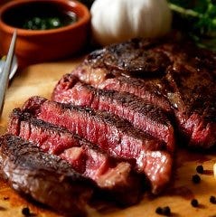 食べ放題でも上質なお肉と種類の充実度にこだわり！