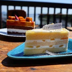 見た目も華やかな当店のケーキは数量限定！お早めにどうぞ