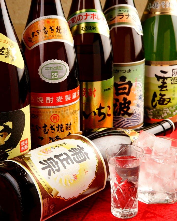 日本酒や焼酎などお酒類も充実