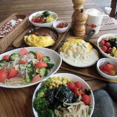 ケーキ＆カフェダイニング～ボナボン～Bon’n’Bon_色んなランチメニュー1180円～