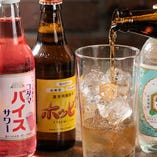 【レトロなドリンク大集合】バイスや赤玉パンチ、キンミヤボトルにホッピー・瓶ビール・カップ酒など『昭和レトロ』という表現がしっくりくるラインナップです！