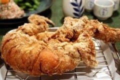 『はんみ』・・８８０円　ボリューム満点の名物唐揚げ！！