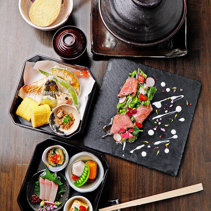 数量限定ランチ】二段のお重に少しずついろいろ。『和食の基本が詰まっ