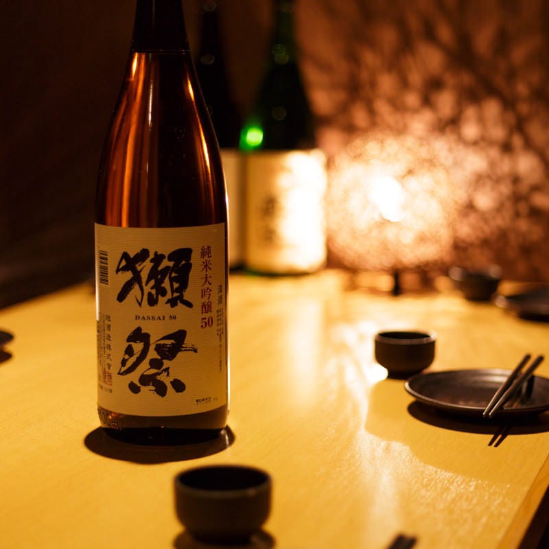 全席個室でご案内。豊富な日本酒・焼酎取り揃えております。