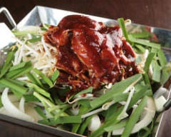 牛豚ミックスホルモン鉄板