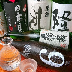 日本酒や焼酎など内容充実の飲み放題付は10名様以上でご利用可能