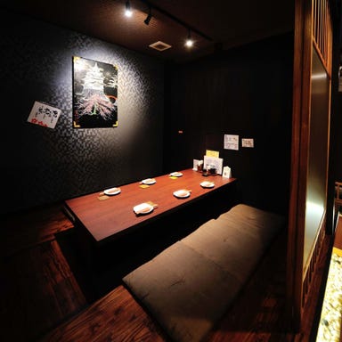 完全個室×海鮮居酒屋 全国47都道府県の日本酒 神の斬新 店内の画像