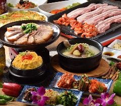 炭火焼肉韓国家庭料理 起英ファミリー