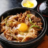 豚バラにたっぷりのにんにくを入れて、秘伝のタレで仕上げました