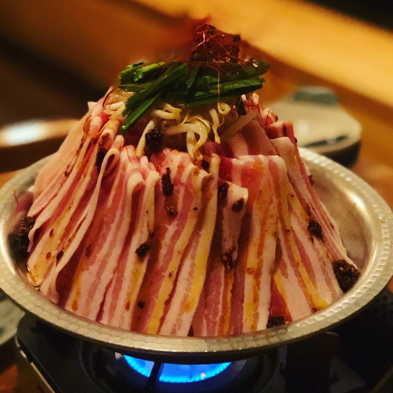 当店名物！あぐー豚のラー油鍋